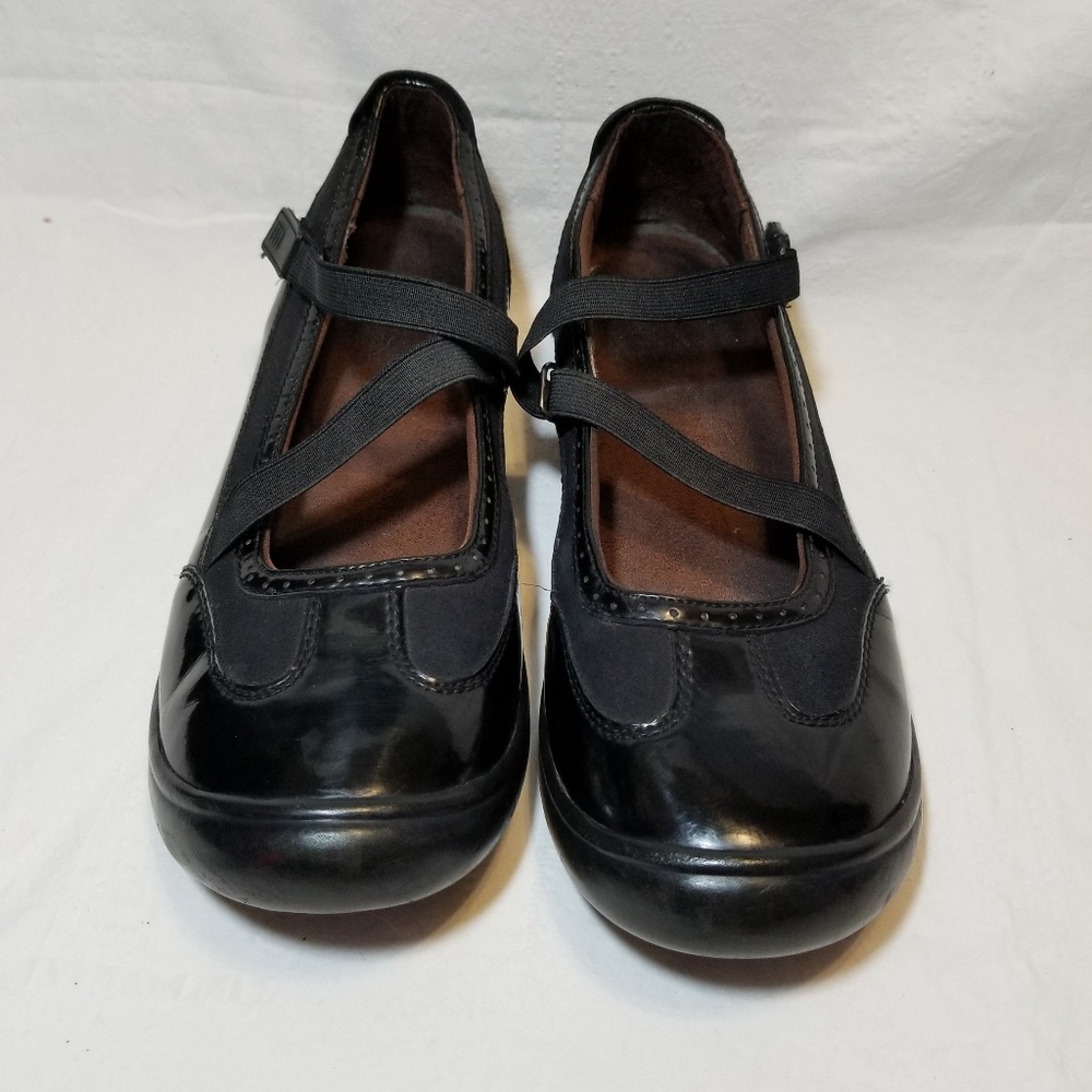 Lands' End Black Patent Leather Terrain Mary Janes